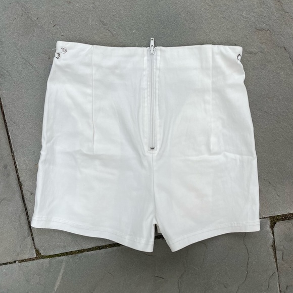 NWT High-Rise Shorts - Picture 3 of 6